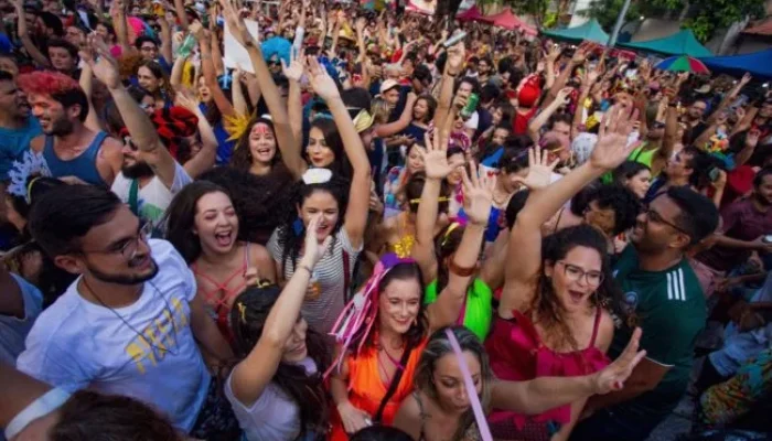 .tdb_single_author{line-height:30px}.tdb_single_author a{vertical-align:middle}.tdb_single_author...