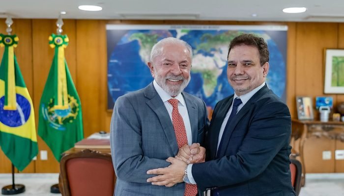 O ministro da Justiça Wellington César Lima e Silva, na posse com Lula. Ele se manifestou por u...