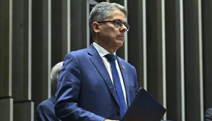 Alessandro Vieira critica decisão de Gilmar Mendes e menciona PCC em nota. (Foto: Jefferson Rudy...