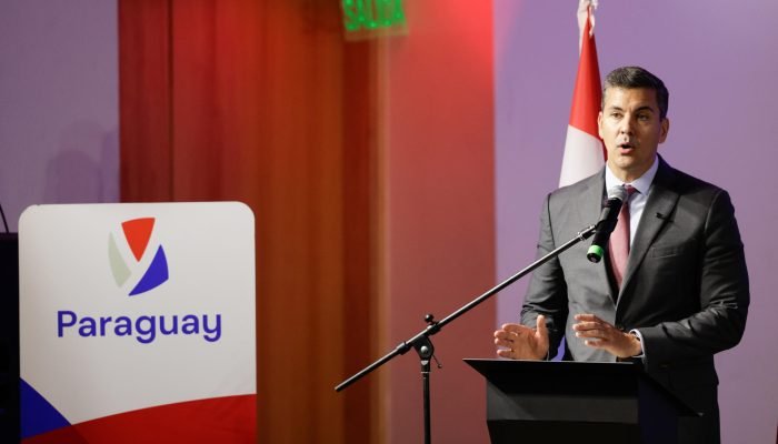 O presidente do Paraguai, Santiago Peña (Foto: EFE/ Juan Pablo Pino)