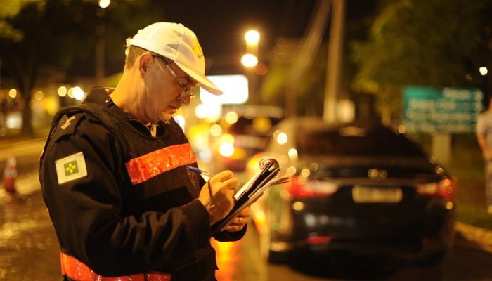 Blitz de fiscalização da Lei Seca no Gama (DF). (Foto: Pedro França / Agência Senado)