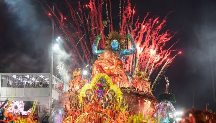 Unidos do Viradouro no Carnaval 2025  • CARLOS SANTTOS/FOTOARENA/FOTOARENA/ESTADÃO CONTEÚDO