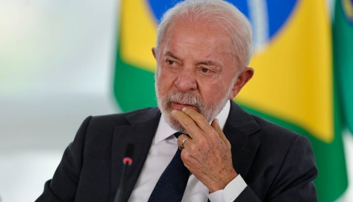 Imagem da noticia Movimentos sociais voltam a cobrar Lula por indicação de mulher negra para STF