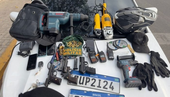 Policial-militar-e-outros-4-homens-sao-presos-por-tentar-arrombar-banco-no-Ceara