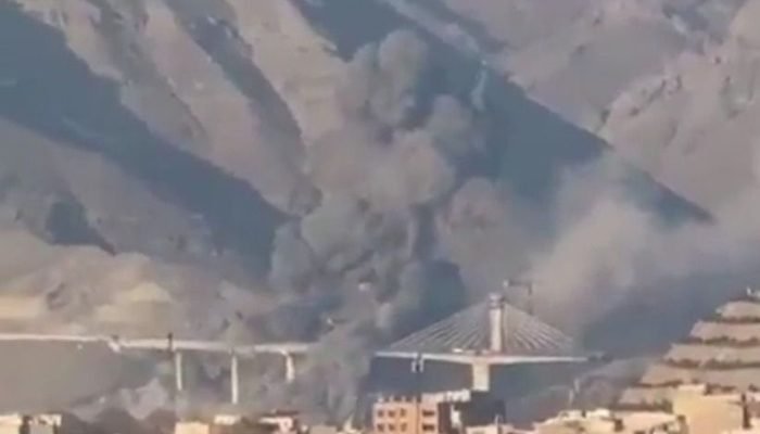 Ponte no Irã é atingida por ataque dos EUA-Israel  • Truth Social