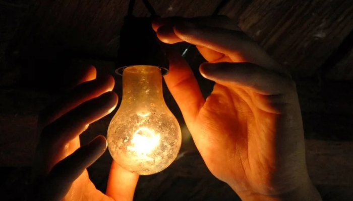 Screenshot 2025-11-01 at 20-22-54 Aneel mantém bandeira para vermelha 1 na conta de luz em novembro