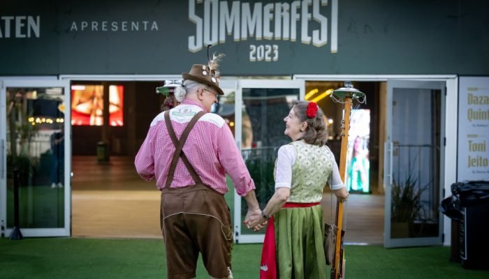 Sommerfest atrai público ligado à tradição germânica nos dias 29, 30 e 31 de janeiro, em Blu...