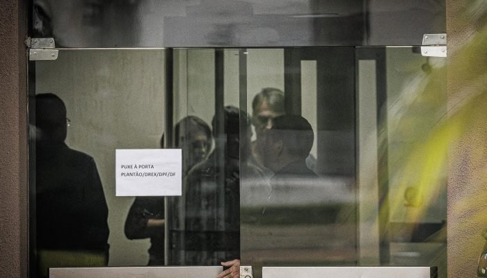 Alexandre Garcia25/11/2025 às 20:51Dê de presente