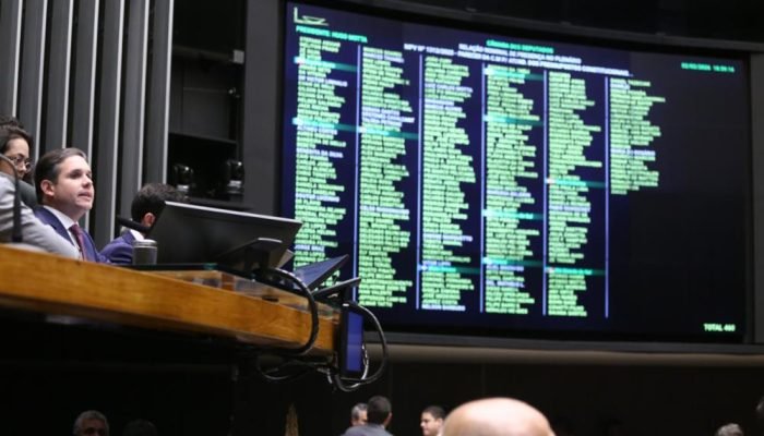 Câmara aprova MP que cria o programa Gás do Povo por 415 votos a favor, 29 contra e duas absten...