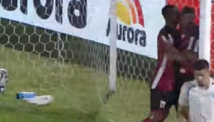 Botafogo goleia Fortaleza com muita facilidade pela Série B