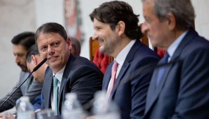 Evento na Alesp reuniu Valdemar Costa Neto, Flávio Bolsonaro, Tarcísio de Freitas e Ricardo Nun...