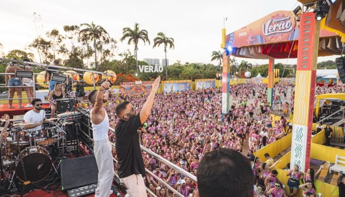 Terceiro sábado de Bloquinho de Verão consagra mistura entre o axé da Bahia e o piseiro nordes...