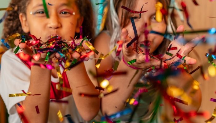 Vignoli lança ação especial de Carnaval com happy hour estendido e programação para criança...