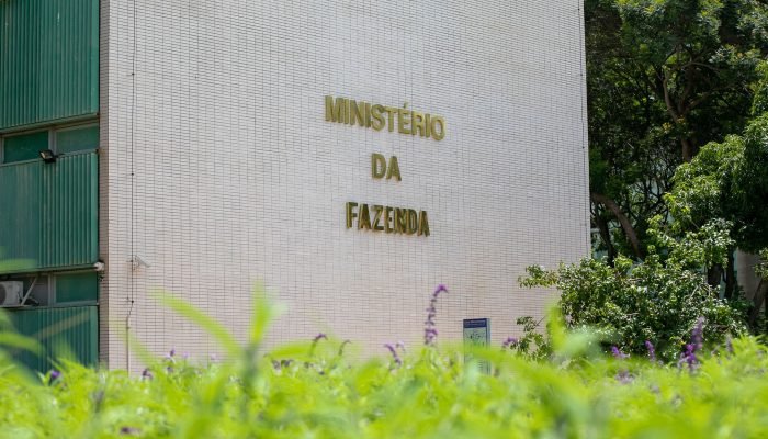 Ministério da Fazenda alegou sigilo para não entregar a jornalistas processo de liberação de ...