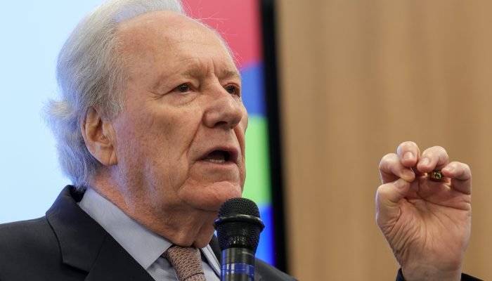 Medida de Lewandowski é alternativa à PEC da Segurança, cuja votação foi adiada pela Câmara...