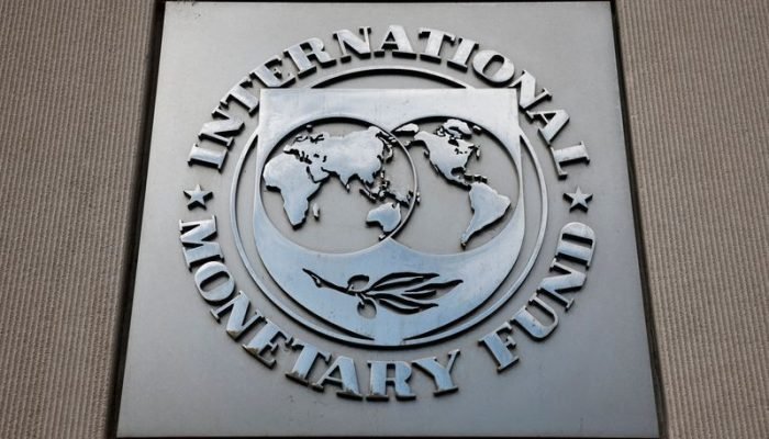 Logo do Fundo Monetário Internacional em sua sede, em Washington  • 24 de novembro de 2024. R...